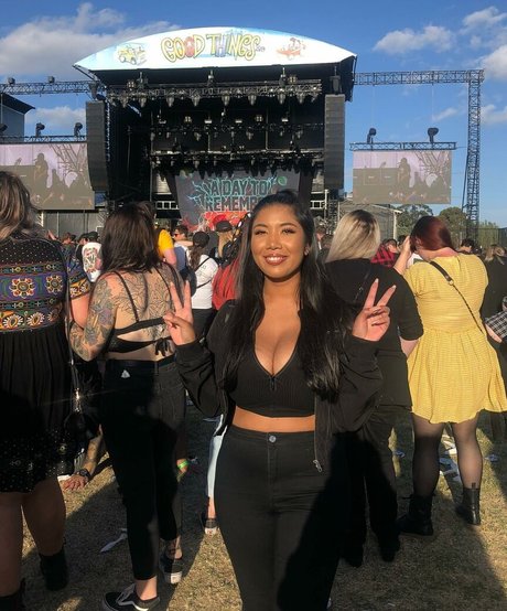 Sml Prsn 最高のポルノスター ギャラリー