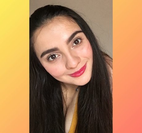 そばかすOnlyFans ヌード 画像