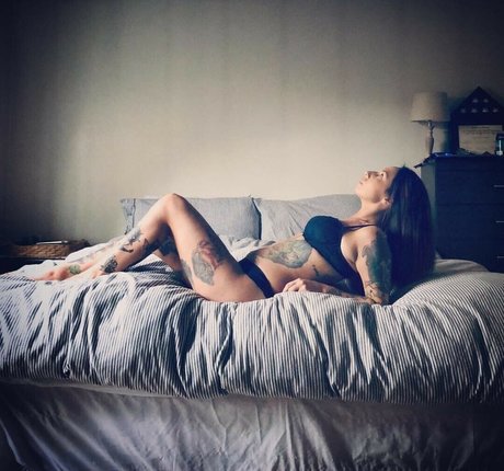 Bamxashleyy ポルノモデル 写真