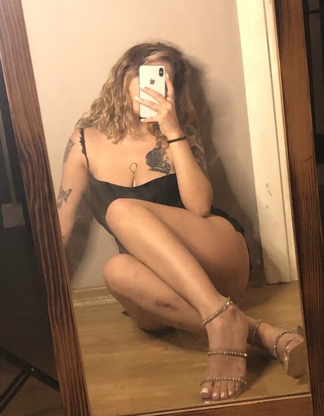 Gaye Nur Demir 素敵なモデル 画像