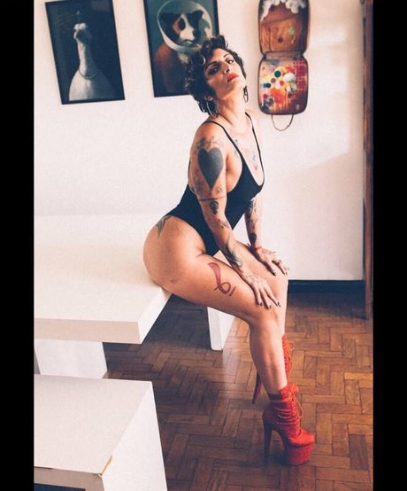 Clara Averbuck ヌードモデル 写真