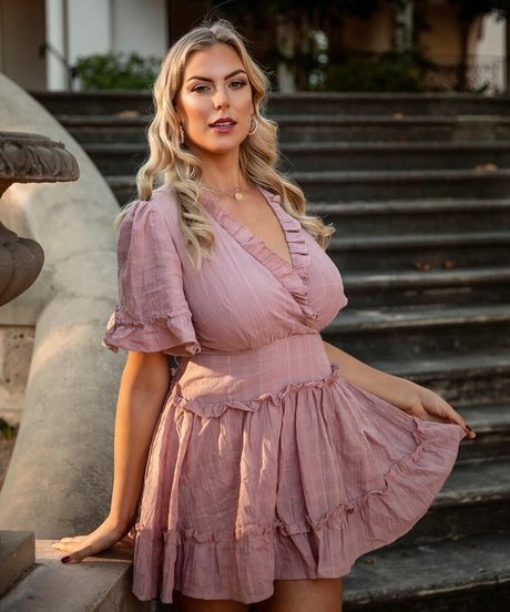 Annaliese Gann HDモデル 画像