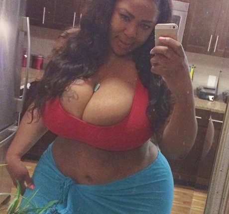 官能的なOnlyFans 美しいポルノ 画像