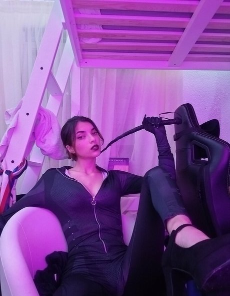 Blackamber51 美しいポルノスター 画像