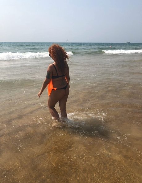 ブルネットの看護師OnlyFans パーフェクト 画像