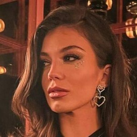 Erin Willerton ポルノモデル 写真