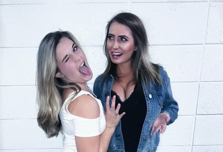 burkekelleher ポルノスター エロティック 写真