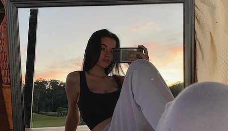 Grace Laura ポルノスター 美しい 写真