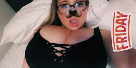 そばかすOnlyFans 美しいポルノ 写真