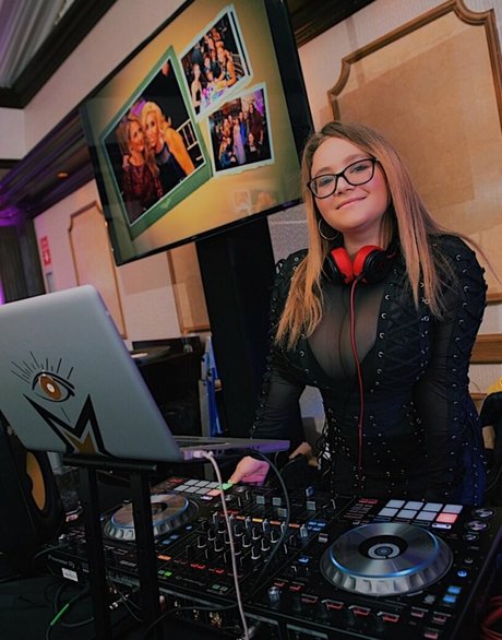 大きな黒いお尻のOnlyFans 美しいポルノ 写真