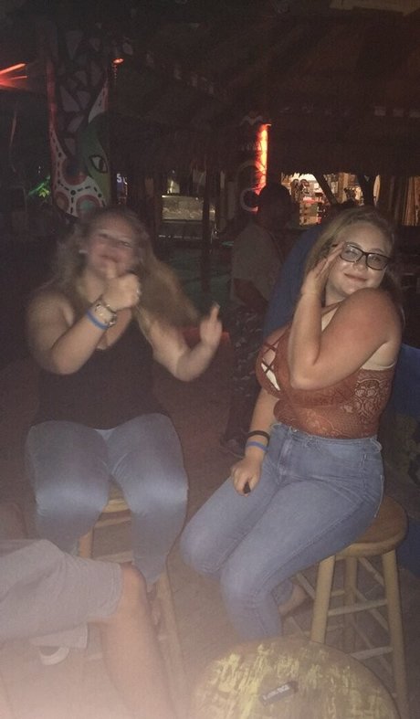 Harley Stein 可愛い女優 写真