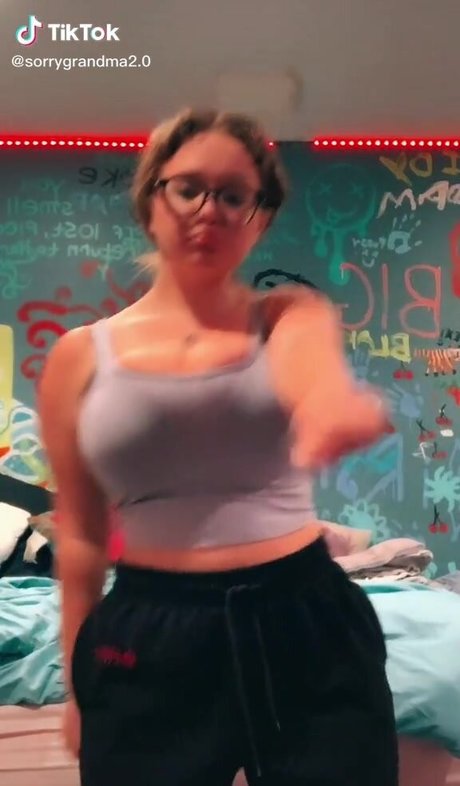 Harley Stein ホットなポルノスター 写真