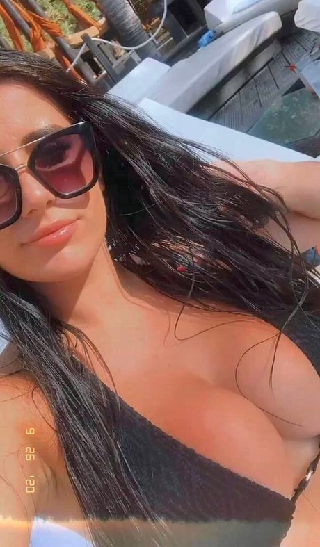 ブルネットの教師OnlyFans エロチック 写真