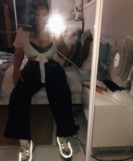 BBCティーンオンリーファンズ アート裸 写真