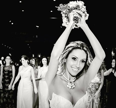 Roberta Carbonari Muzy エロティックモデル ギャラリー