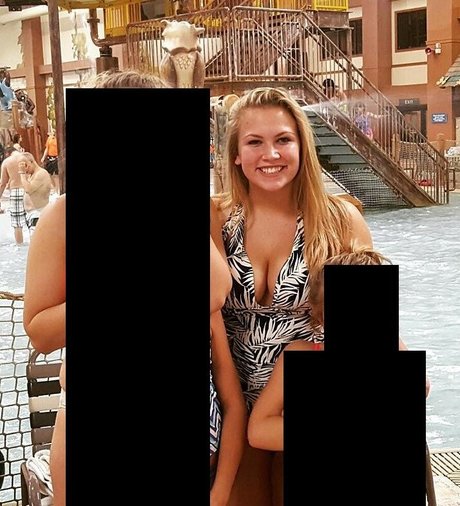 アジアンDP OnlyFans セクシーヌード 写真