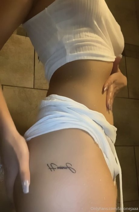 曲線美の裸OnlyFans ヌード 写真