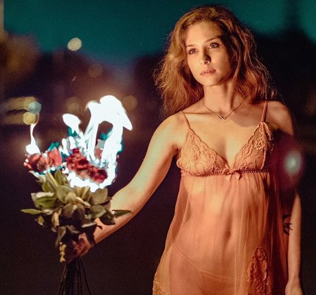 Kate Belmont ホットなスター 写真