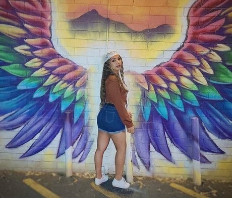 Mina Sin セクシーモデル ギャラリー