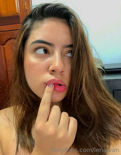 Lenaivan ホットスター 写真