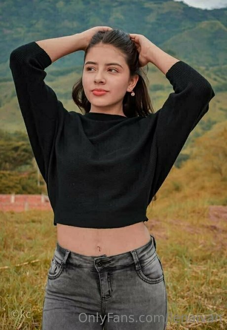 Lenaivan 高品質のポルノスター 写真