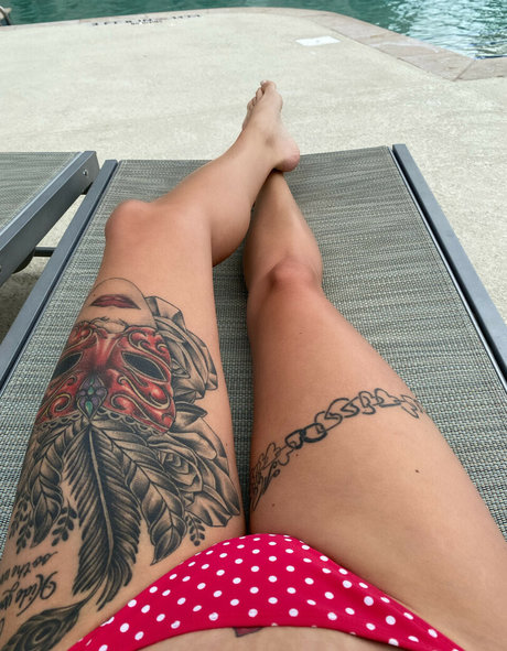 金髪ストリップOnlyFans ホットヌード 写真