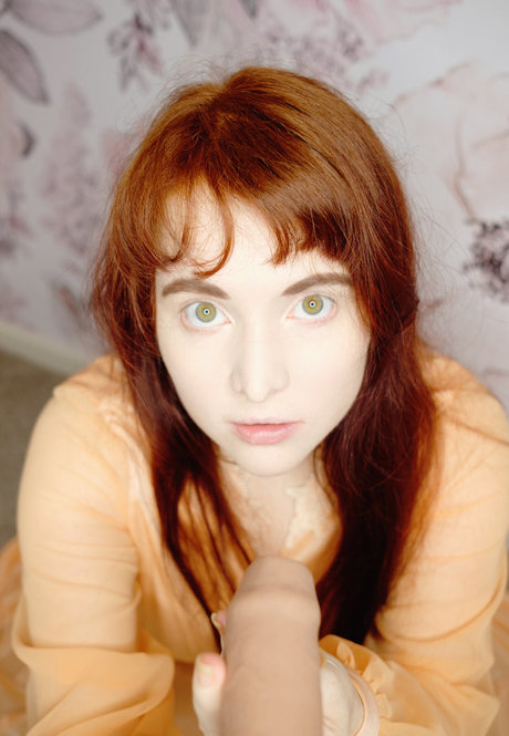 セクシーなブロンドのOnlyFans 美しいポルノ 写真