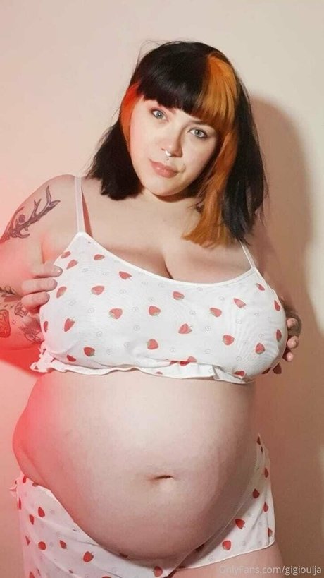 美しい足 OnlyFans アート裸 ギャラリー