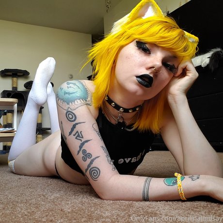 バイセクシャルカップルのOnlyFans セクシーヌード ギャラリー