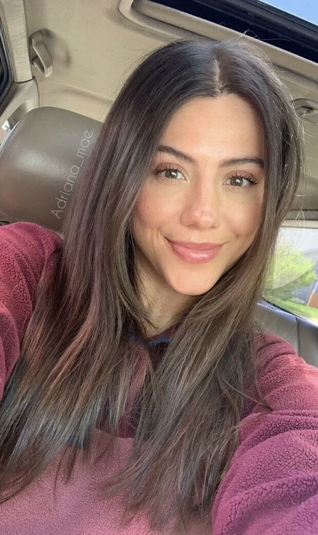 おばあちゃんの巨乳OnlyFans HD ギャラリー