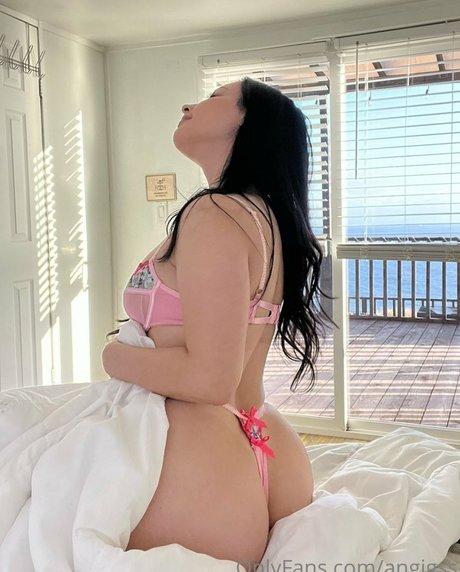 エボニートップオンリーファン エロチック 写真