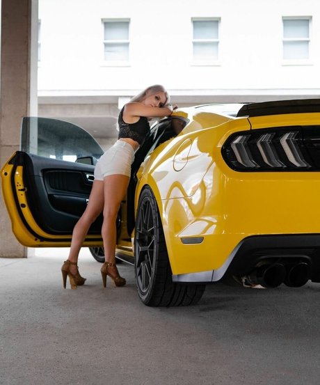 UrEbabe ホットモデル 画像