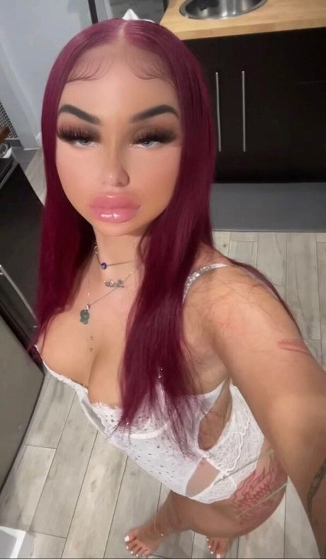 Goyard Wallet top profile image