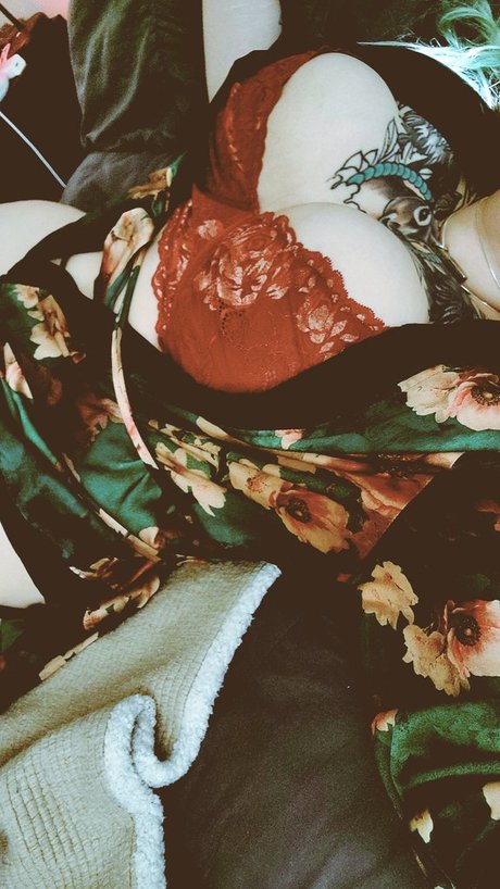 Korppiworppi 美しいモデル 写真