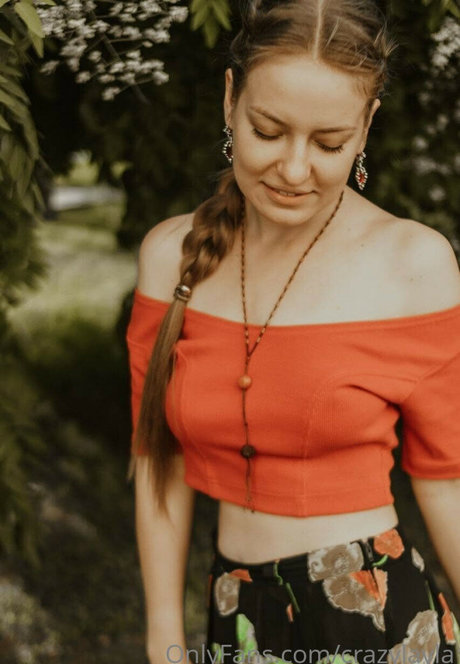 Crazy Layla ポルノスター 独占 写真