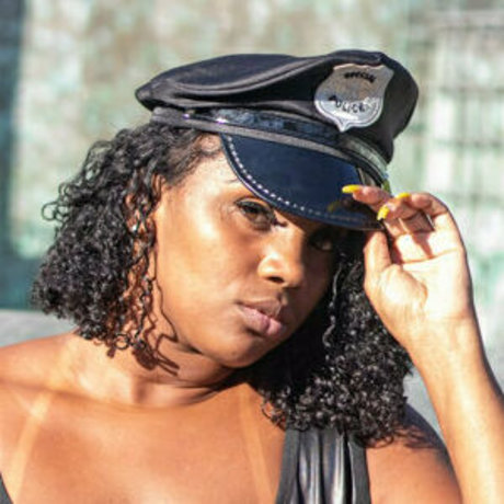 ブルネットの看護師OnlyFans ホットポルノ ギャラリー