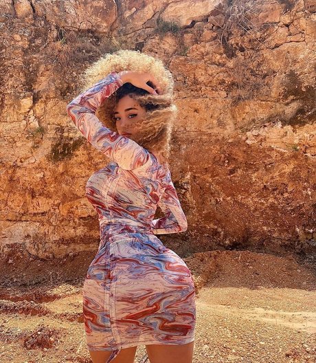 Dana Curly 無料スター ギャラリー