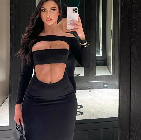 Stavroula 無料モデル ギャラリー