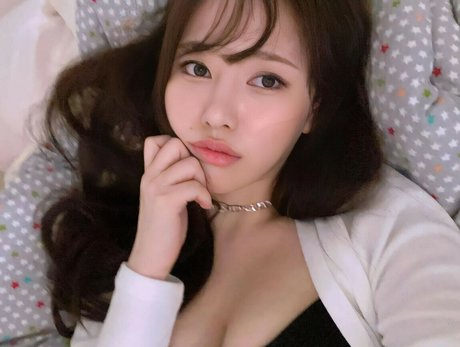 Ploo3o 裸モデル ギャラリー