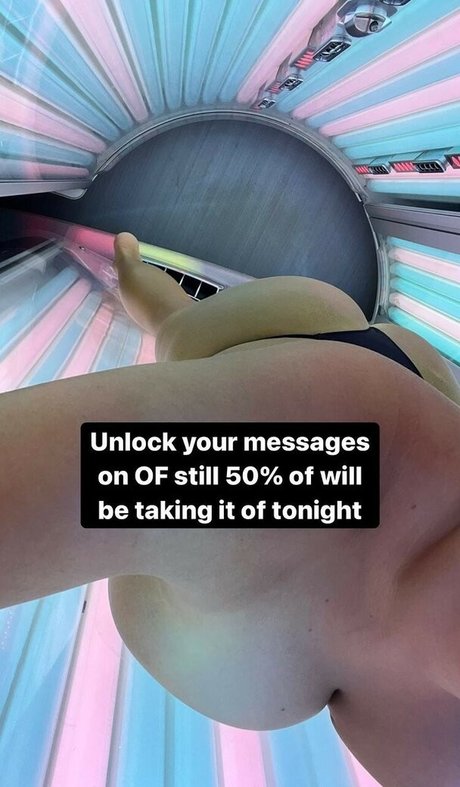 興奮した熟女OnlyFans セクシー裸 写真