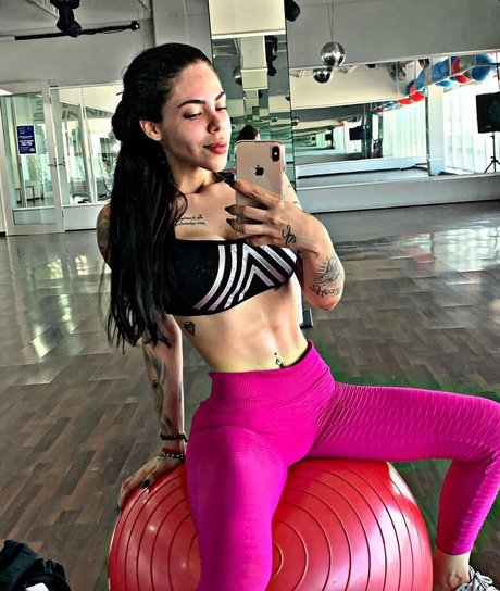 本物のティーンオンリーファン アートヌード 画像