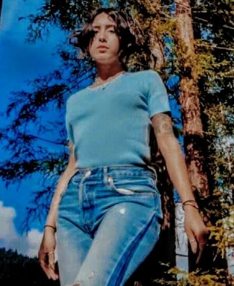 若い熟女OnlyFans 美しい裸 ギャラリー