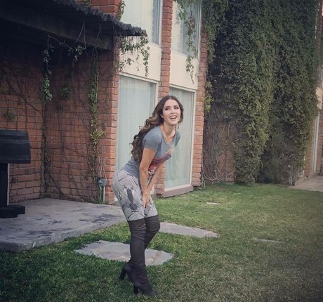 xxx アジアンオンリーファン セクシー 画像