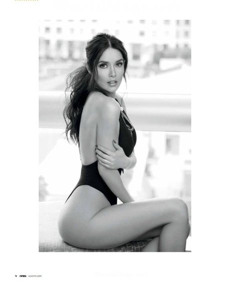 曲線美の熟女OnlyFans ヌード 写真