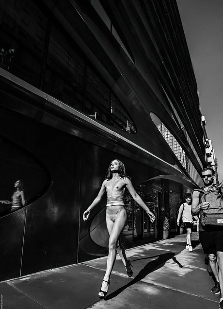 Sofia Jolie 無料女優 アーカイブ