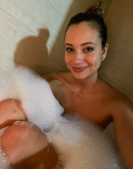 Sofia Jolie ホット女優 ギャラリー