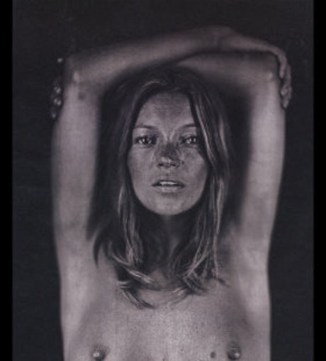 Kate Moss ヌードモデル 画像