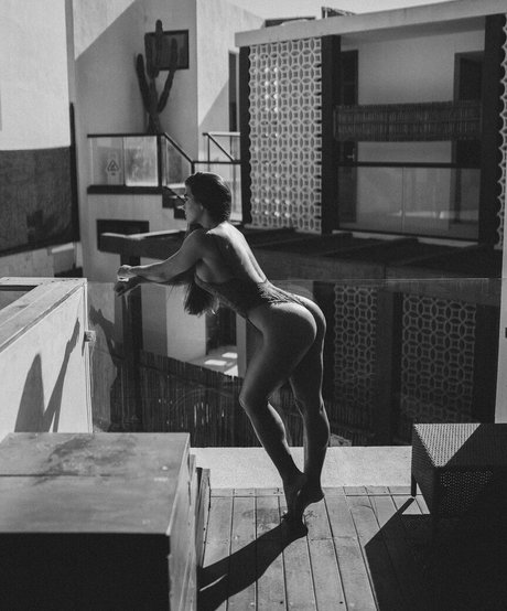 Valentina Grant ホット女優 ギャラリー