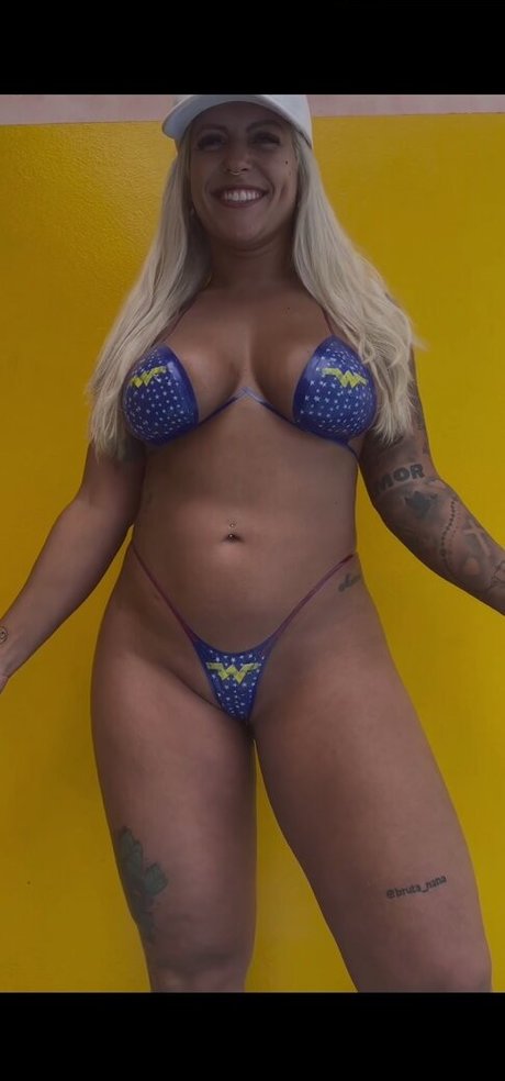 Ariana Silva xxxポルノスター 写真