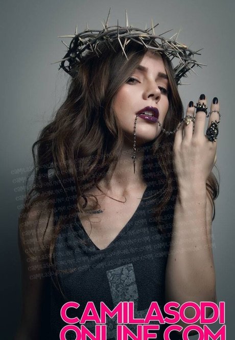 Camila Sodi アートスター 画像